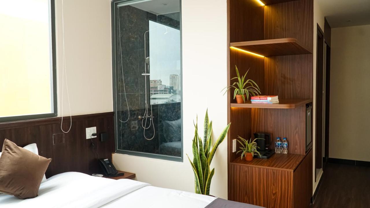 Bros Hotel Хошимин Экстерьер фото