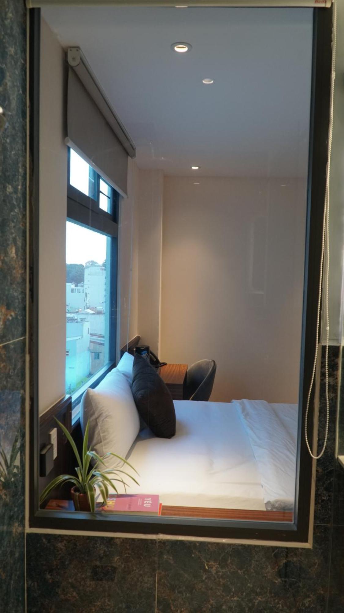 Bros Hotel Хошимин Экстерьер фото